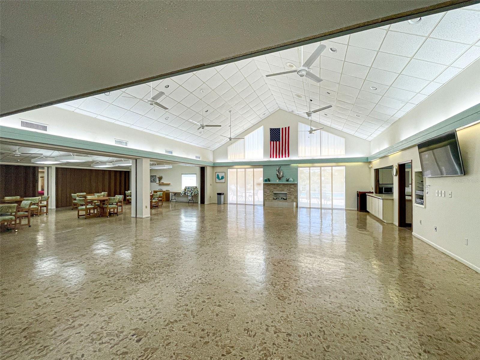 FOXWOOD - Residential