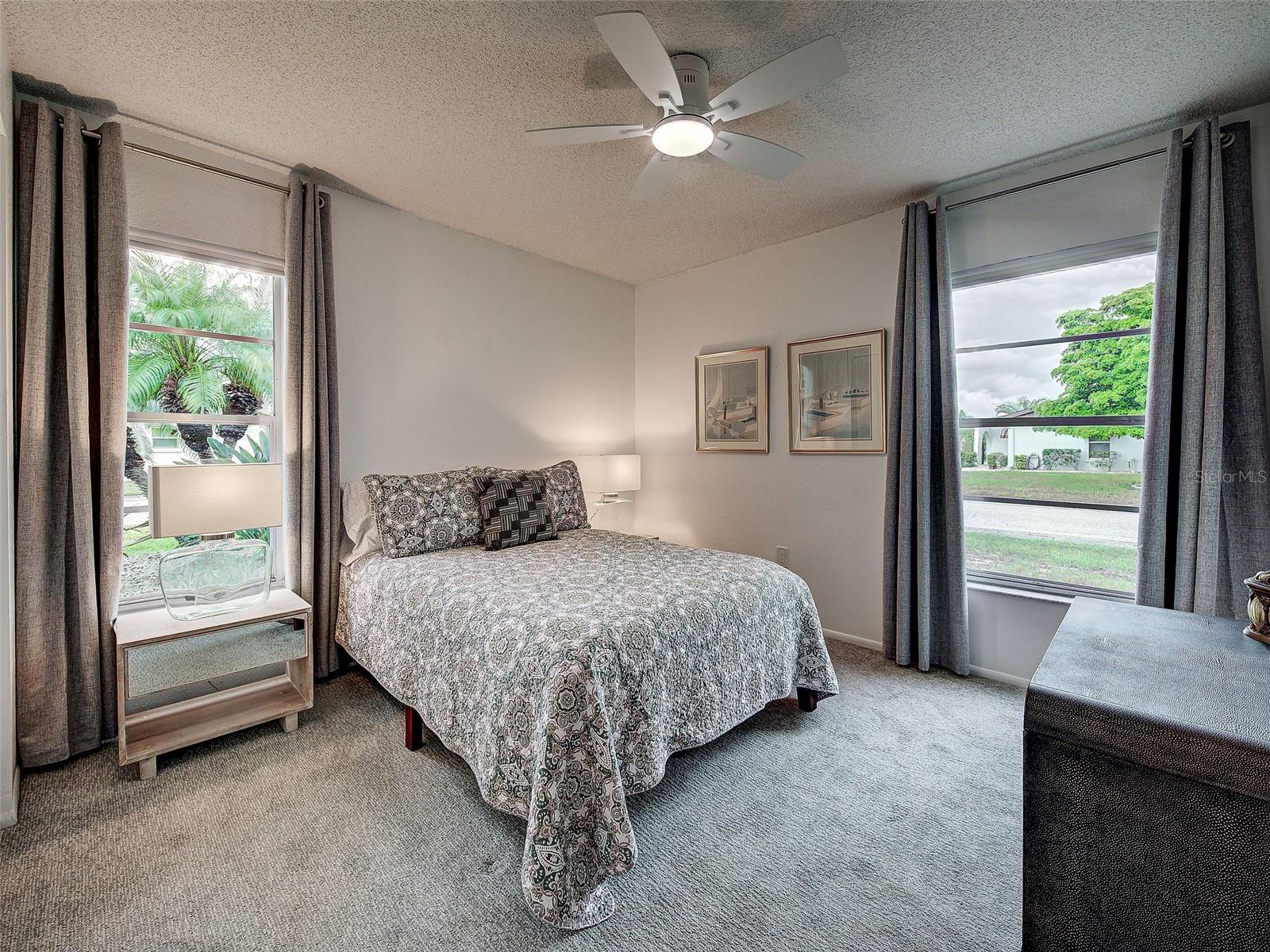 FOXWOOD - Residential