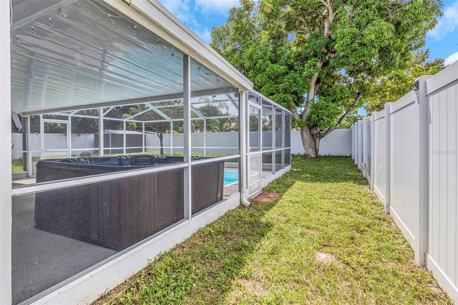 BONNIE BAY UNIT ONE - Residential Lease