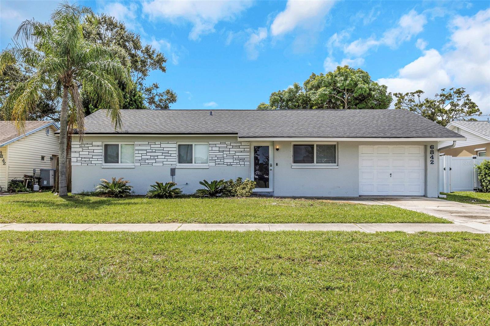BONNIE BAY UNIT ONE - Residential Lease