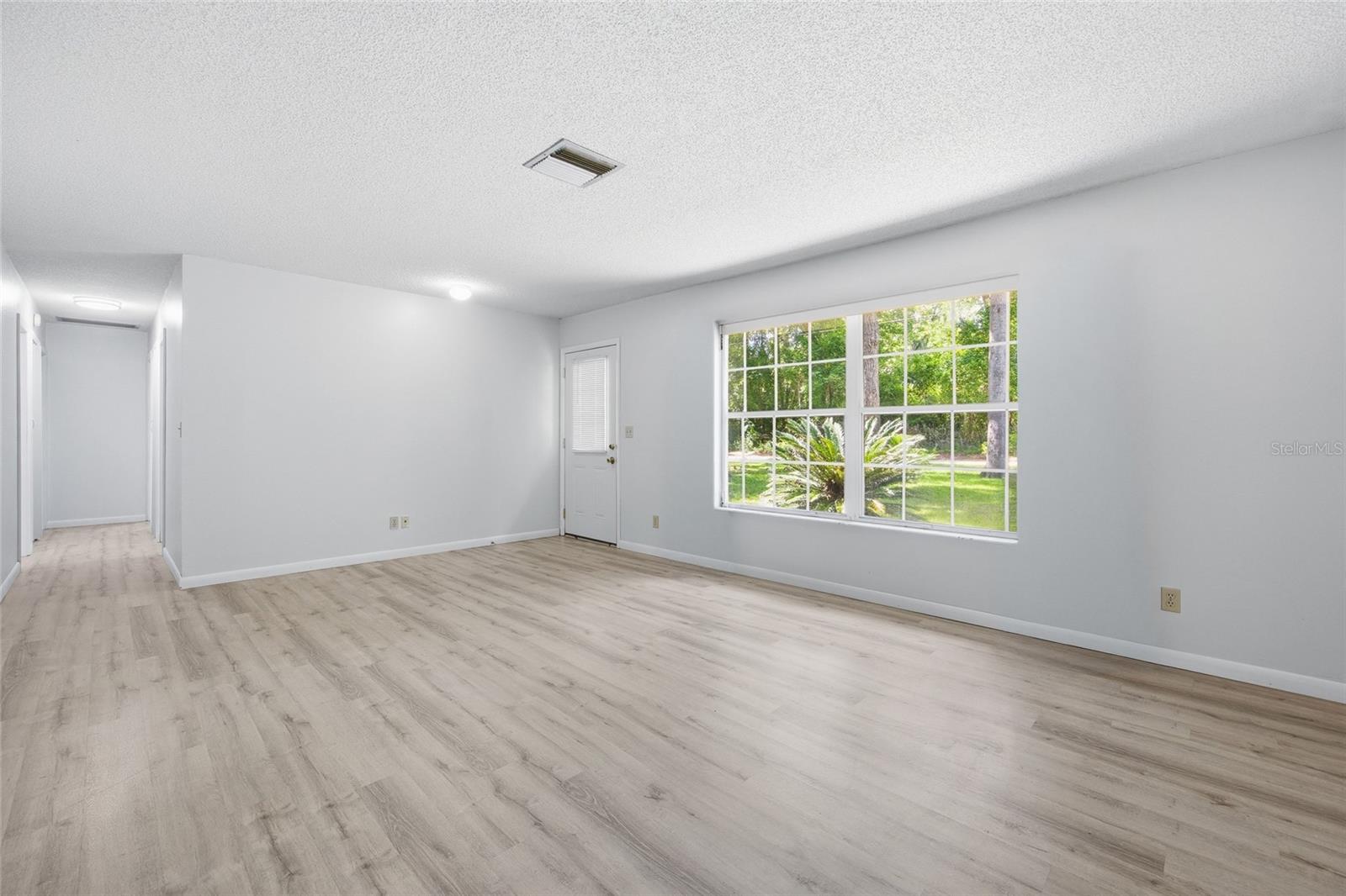 MEADOWBROOK RANCHES - Residential