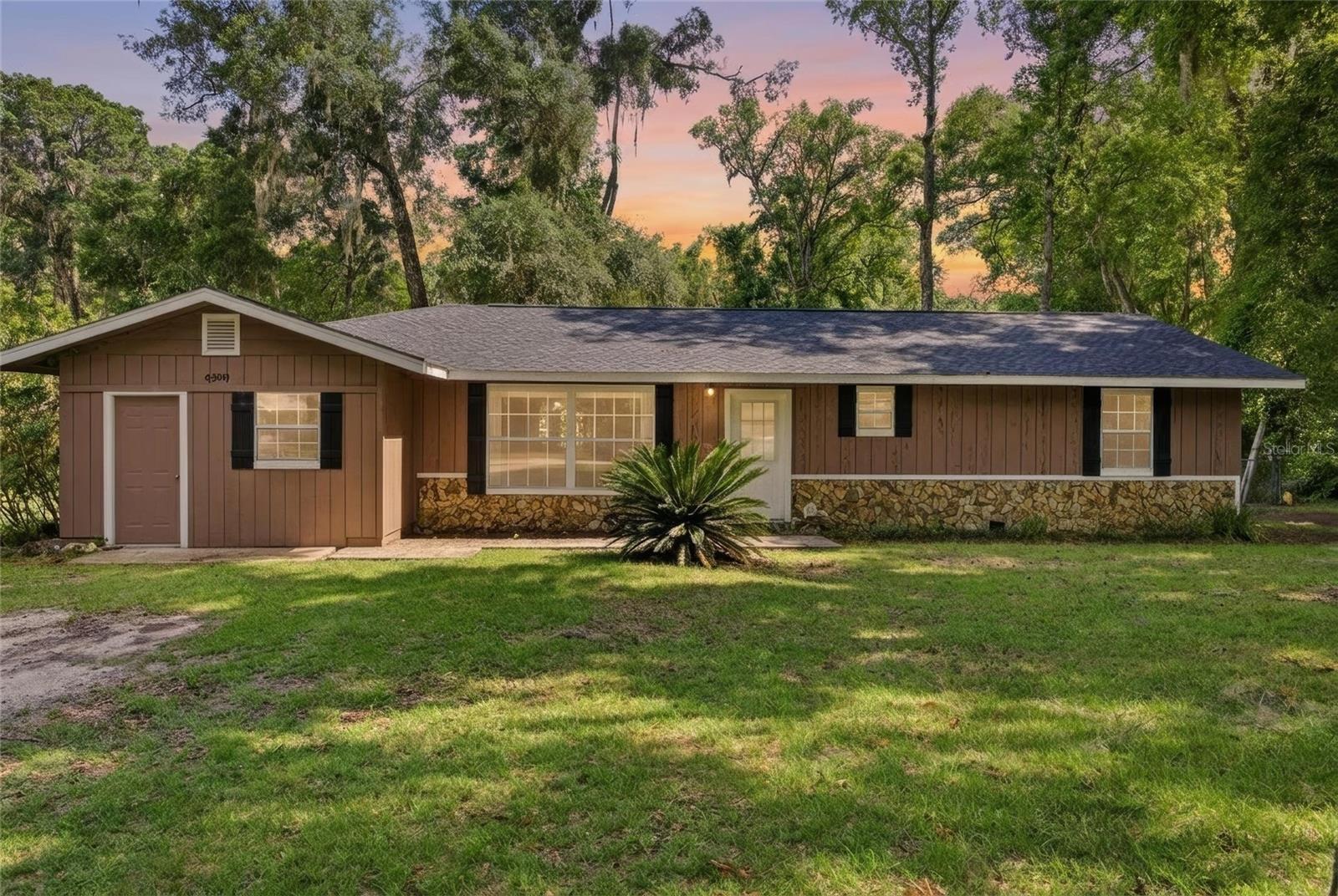 MEADOWBROOK RANCHES - Residential