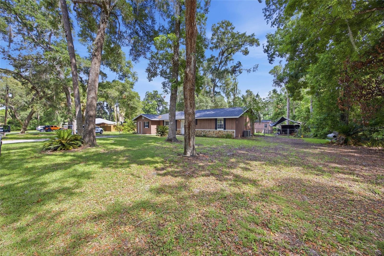 MEADOWBROOK RANCHES - Residential