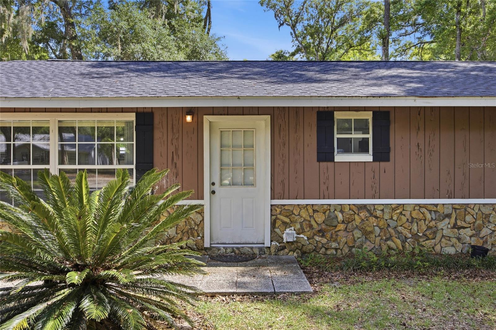 MEADOWBROOK RANCHES - Residential