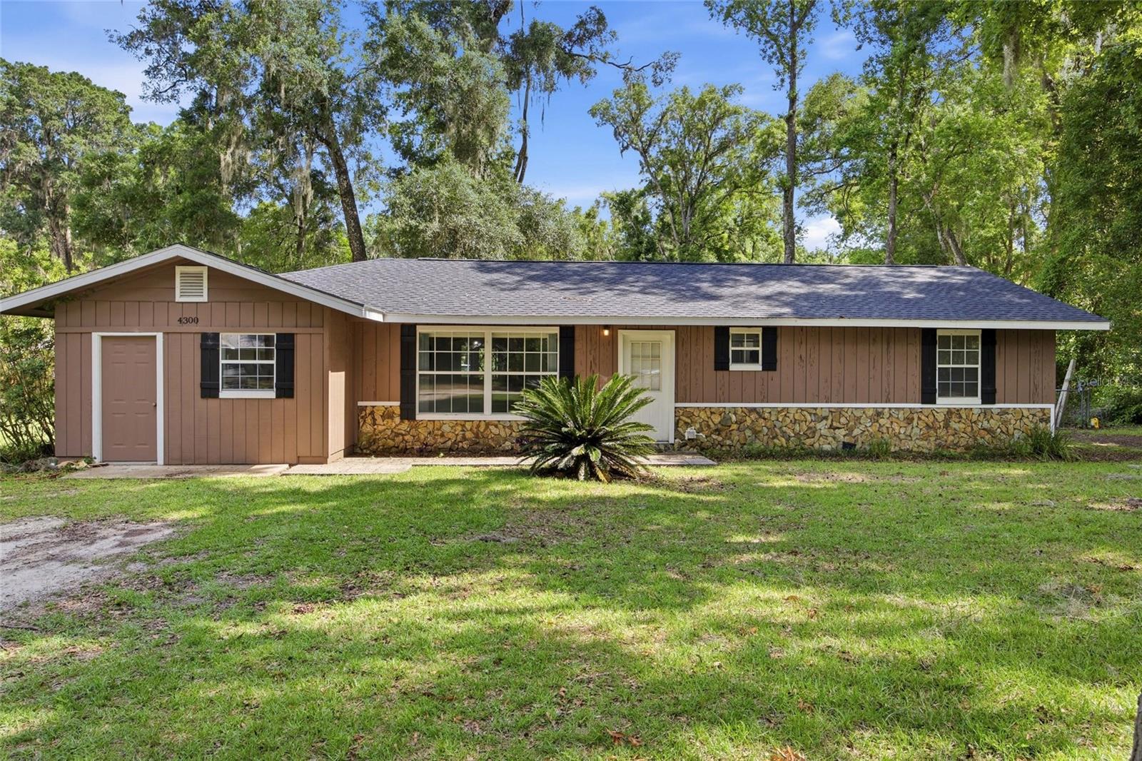 MEADOWBROOK RANCHES - Residential