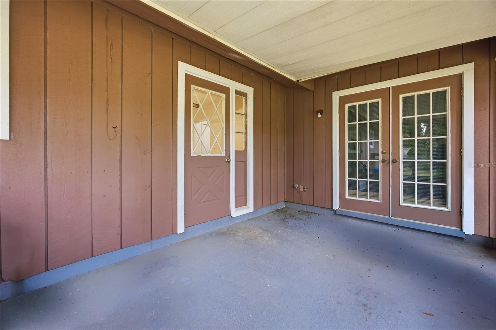 MEADOWBROOK RANCHES - Residential