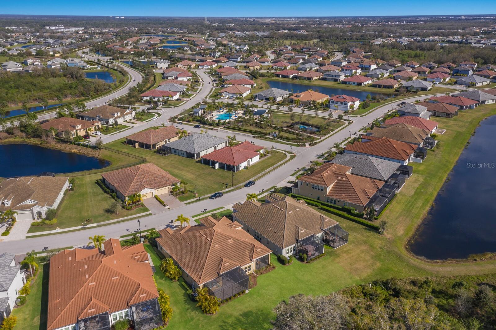 ARBOR GRANDE - Residential