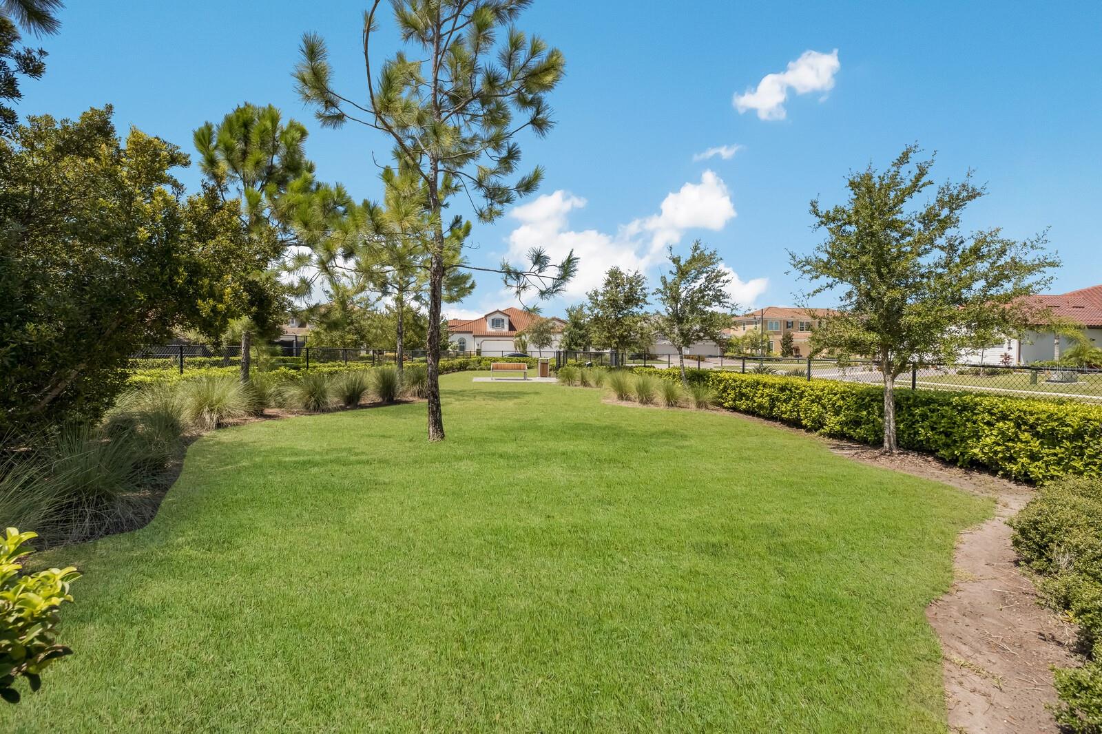 ARBOR GRANDE - Residential