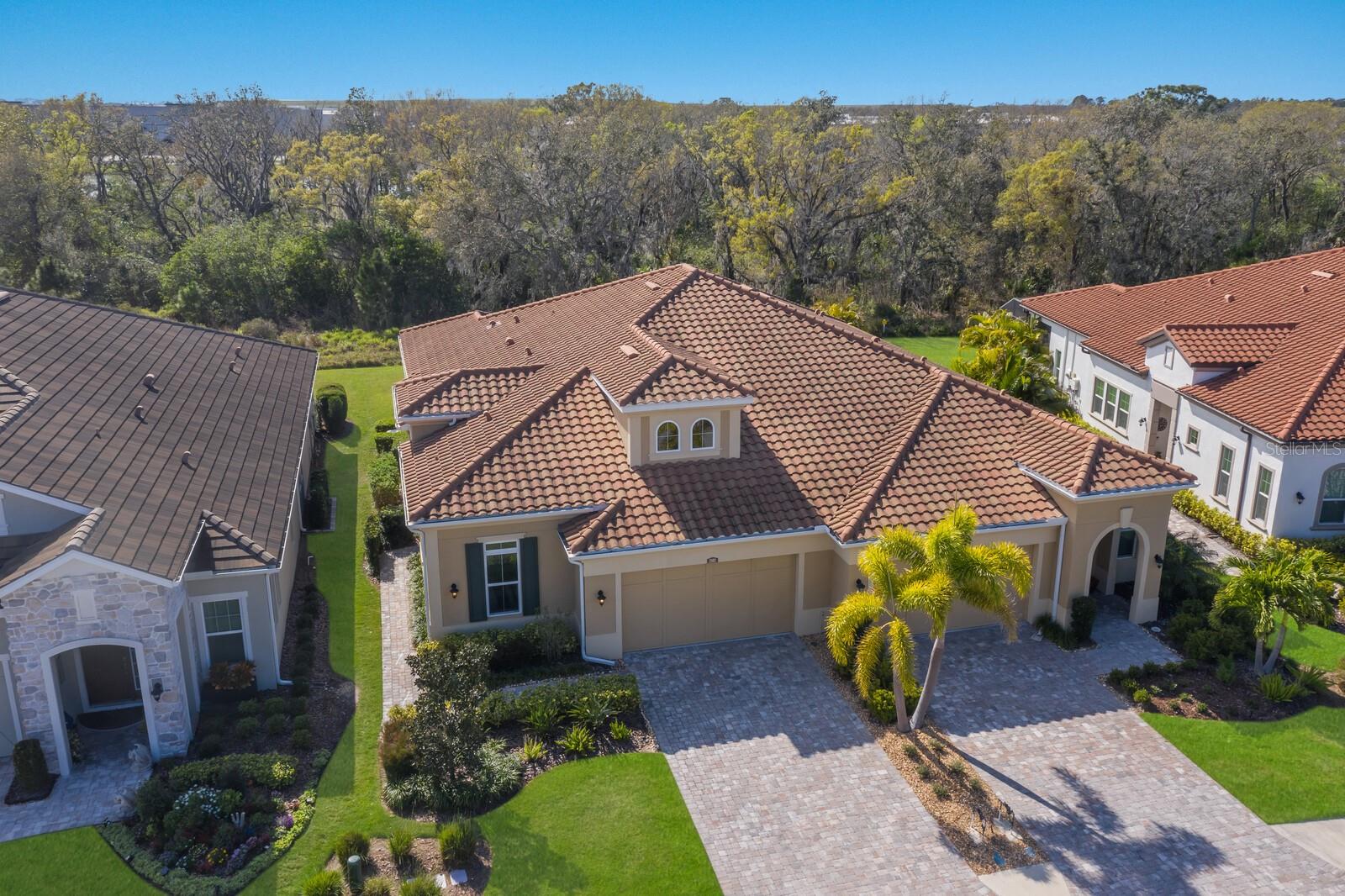 ARBOR GRANDE - Residential