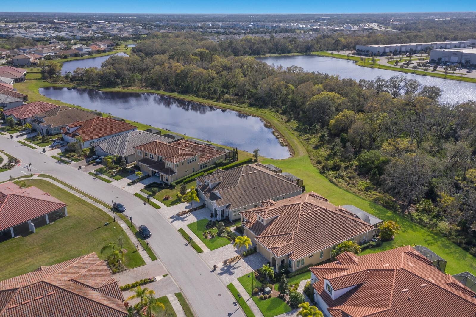 ARBOR GRANDE - Residential