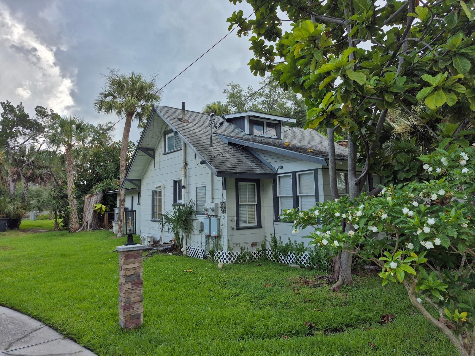 NEW PORT RICHEY CITY - Residential