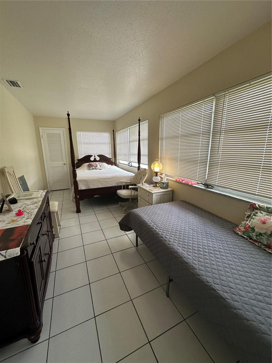 GULF HARBORS CONDO - Residential