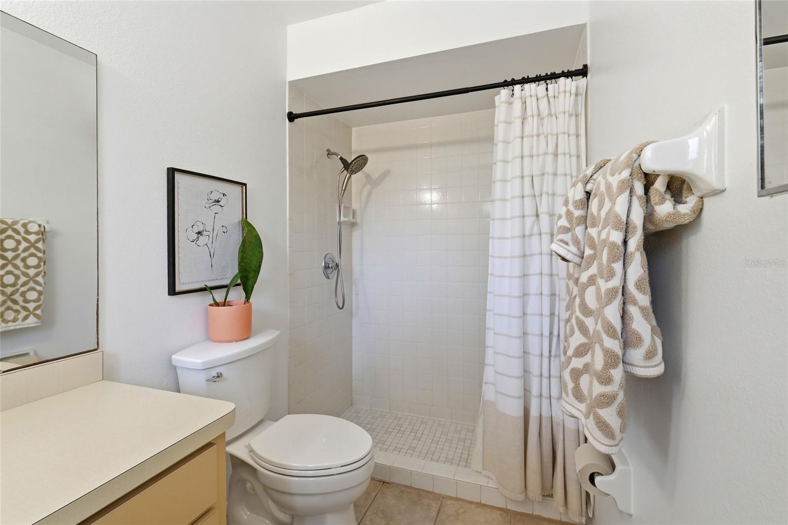 HIGHLAND PINES - Residential
