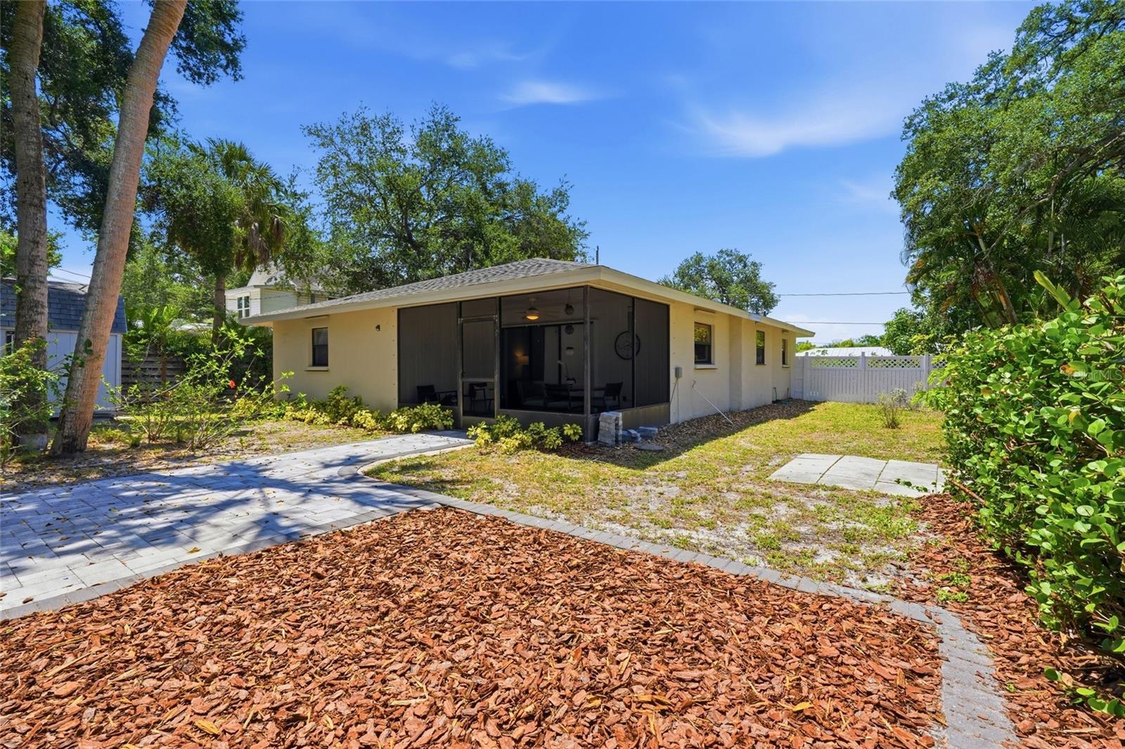 HIGHLAND PINES - Residential