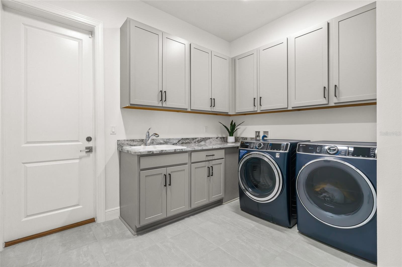 ARTISTRY - Residential