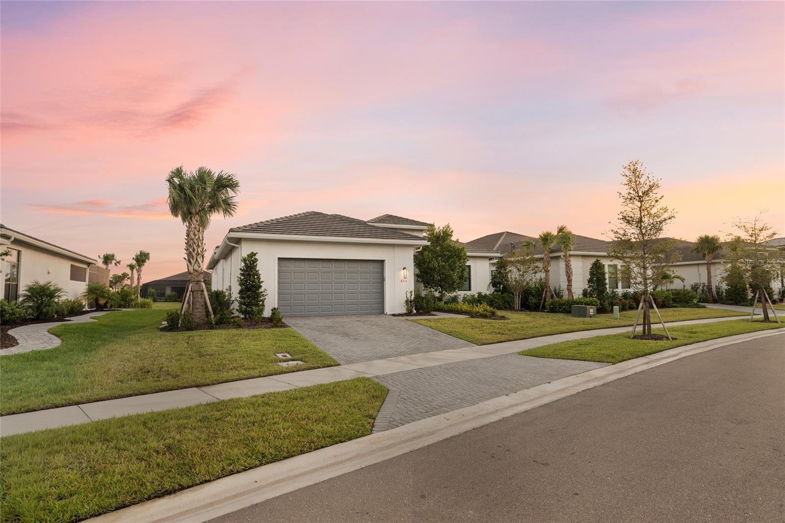 ARTISTRY - Residential