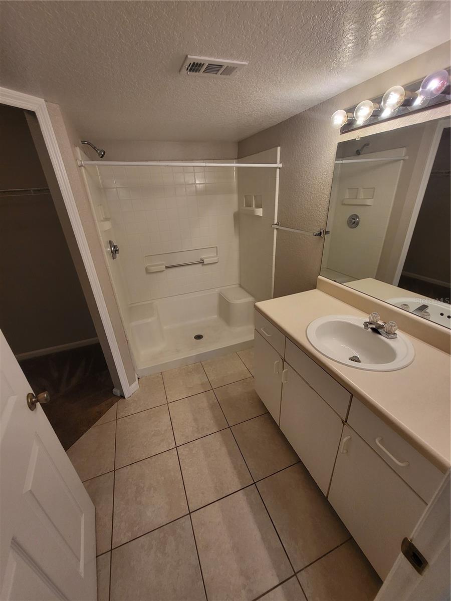 BELMONT/PK CENTRAL CONDO - Residential