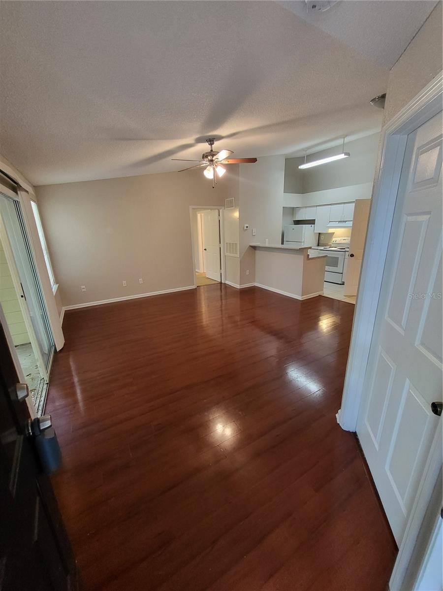 BELMONT/PK CENTRAL CONDO - Residential