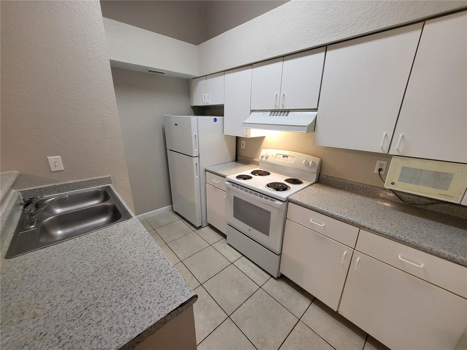BELMONT/PK CENTRAL CONDO - Residential