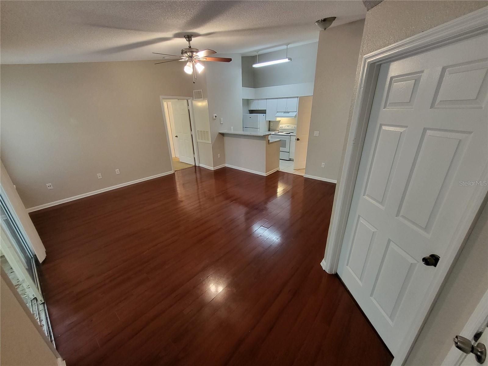 BELMONT/PK CENTRAL CONDO - Residential