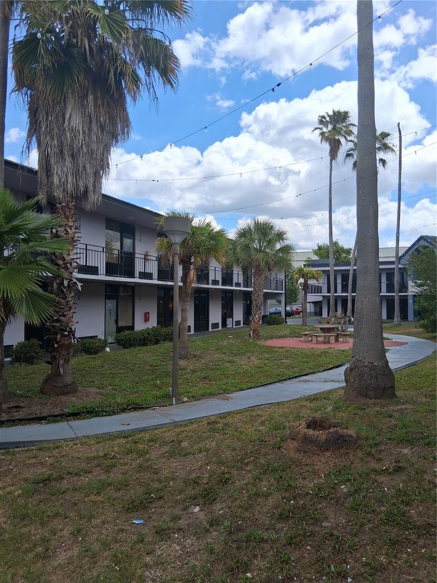 ALLIANCE CONDO - Residential