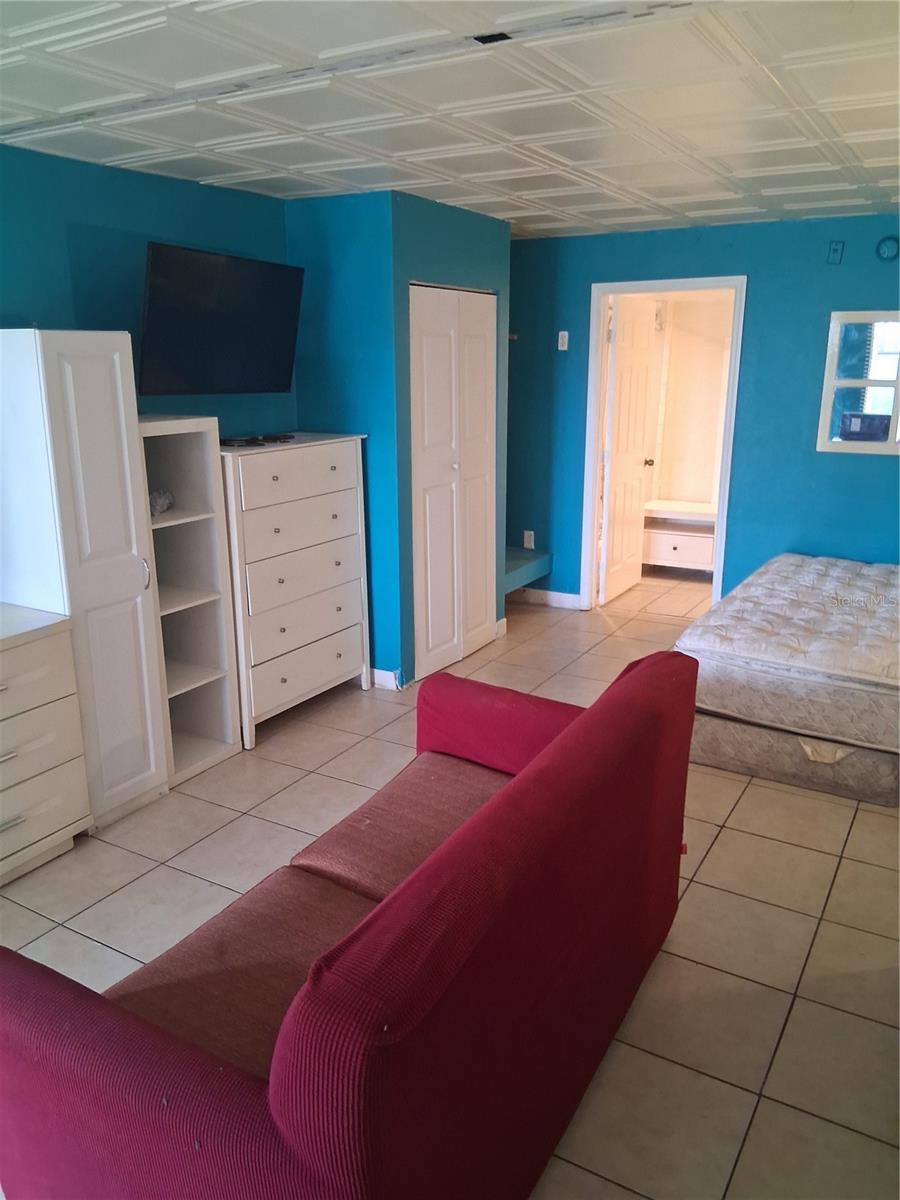ALLIANCE CONDO - Residential