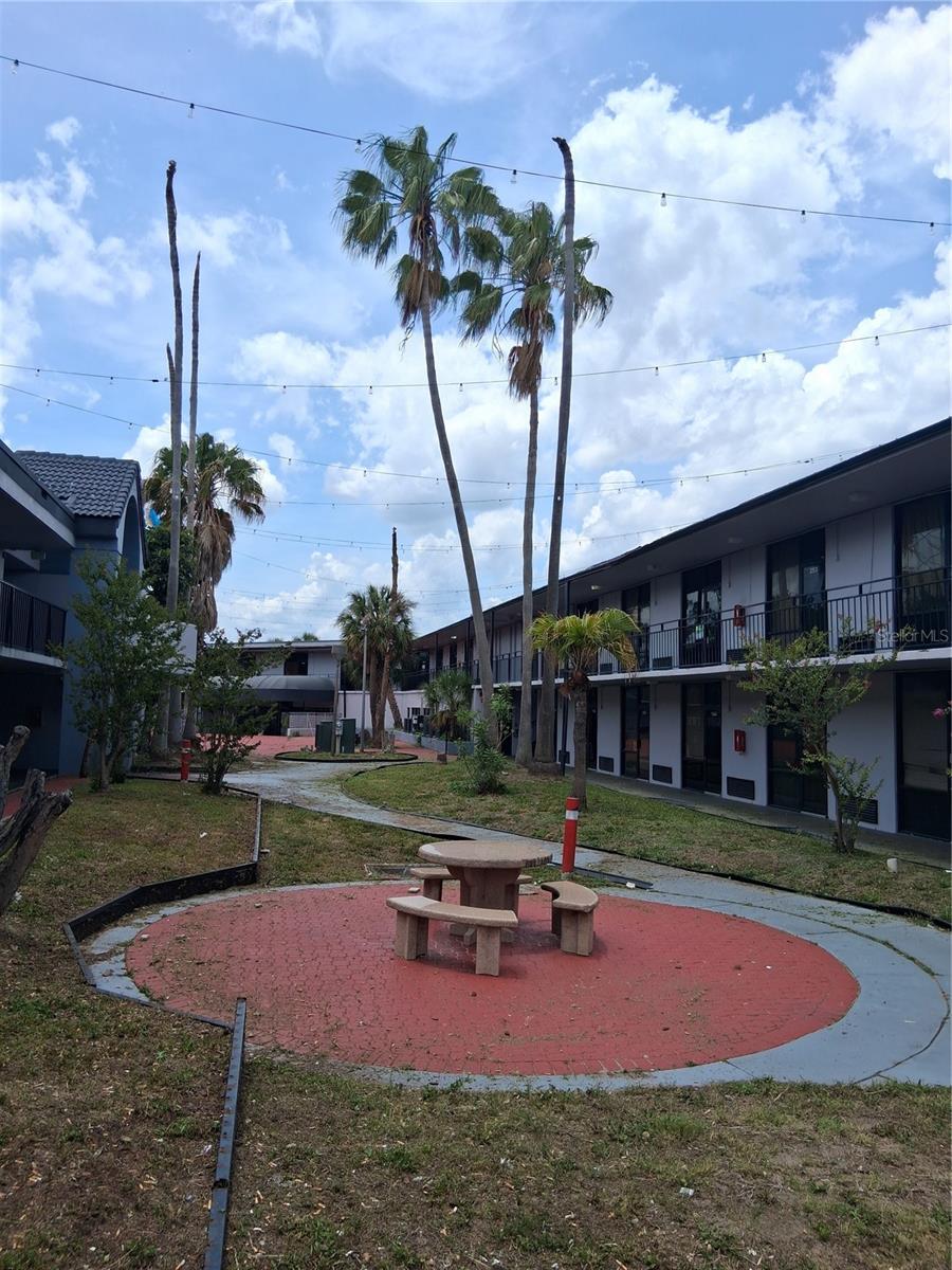 ALLIANCE CONDO - Residential
