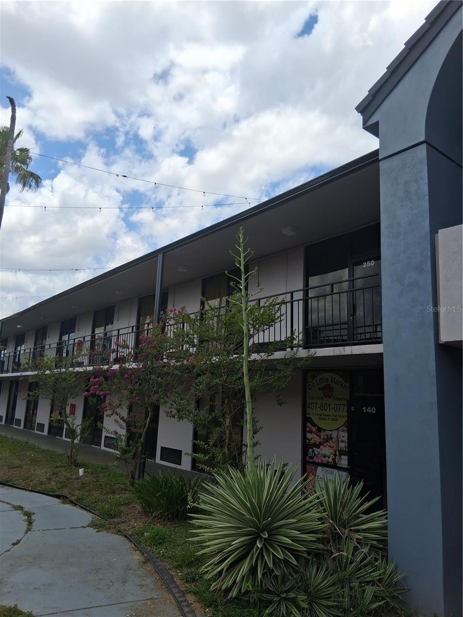 ALLIANCE CONDO - Residential