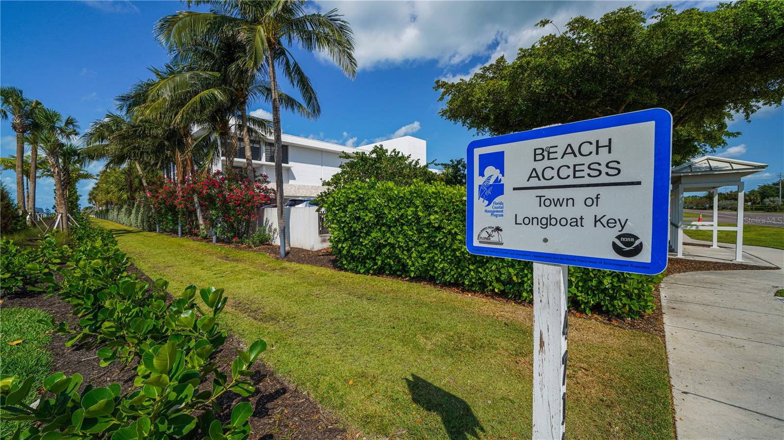 WINDWARD BAY AMD - Residential