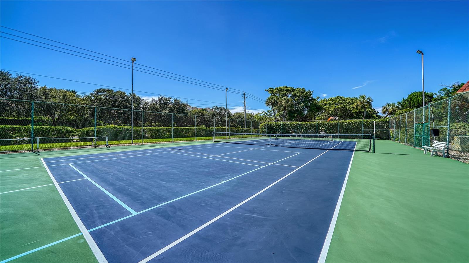 WINDWARD BAY AMD - Residential