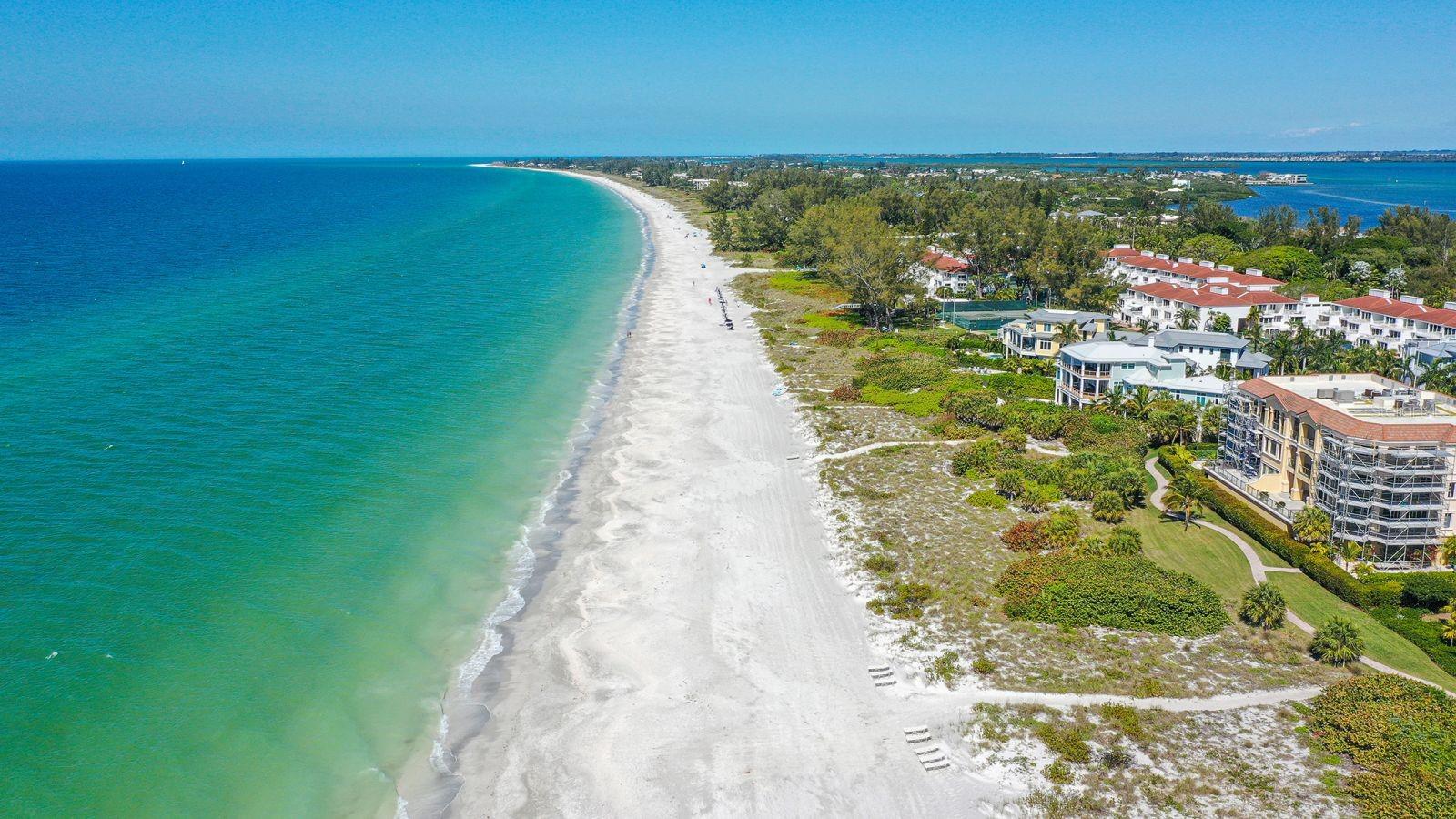 WINDWARD BAY AMD - Residential