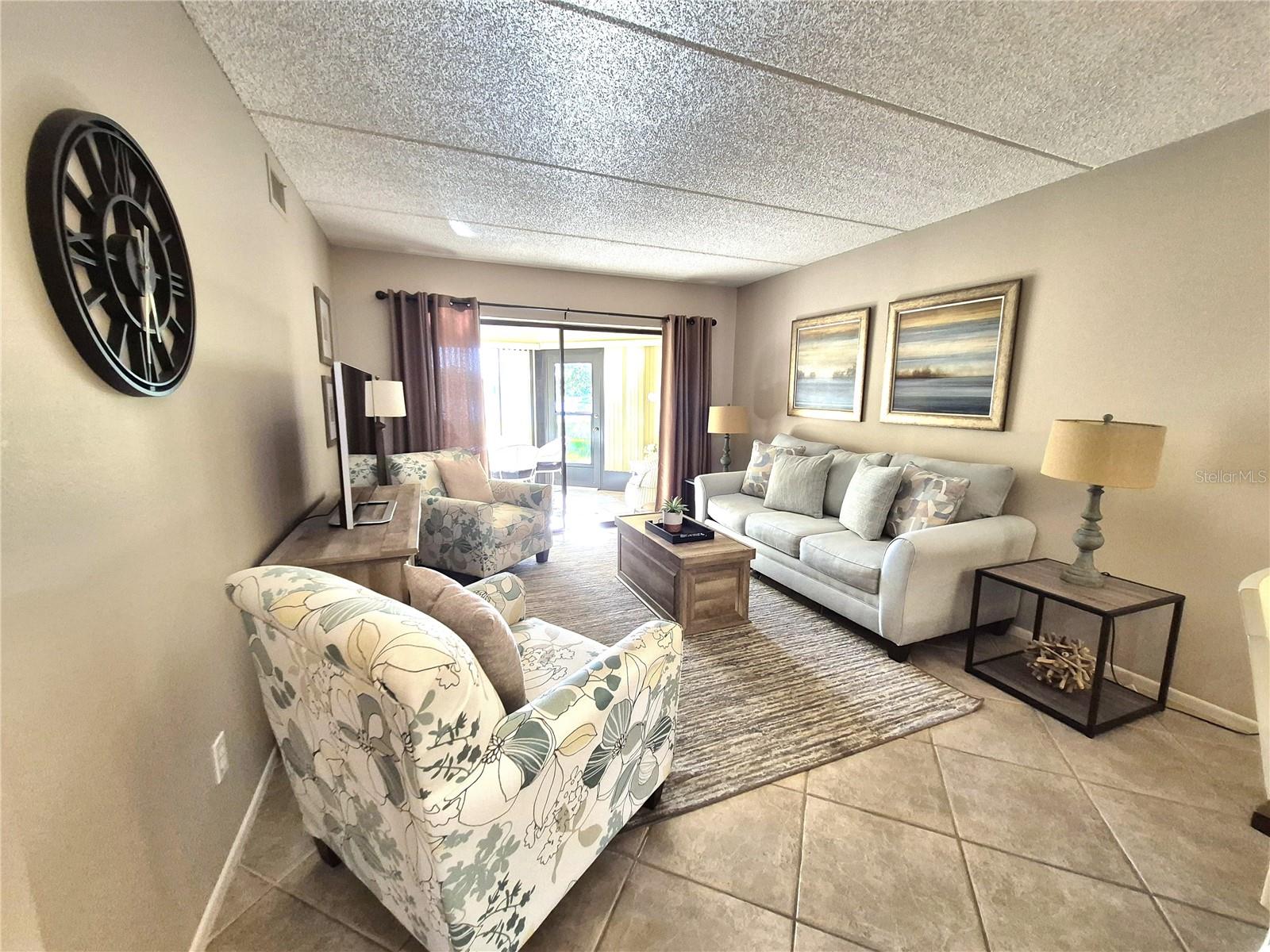 EAST LAKE WOODLANDS WOODLAKE RUN - Residential Lease