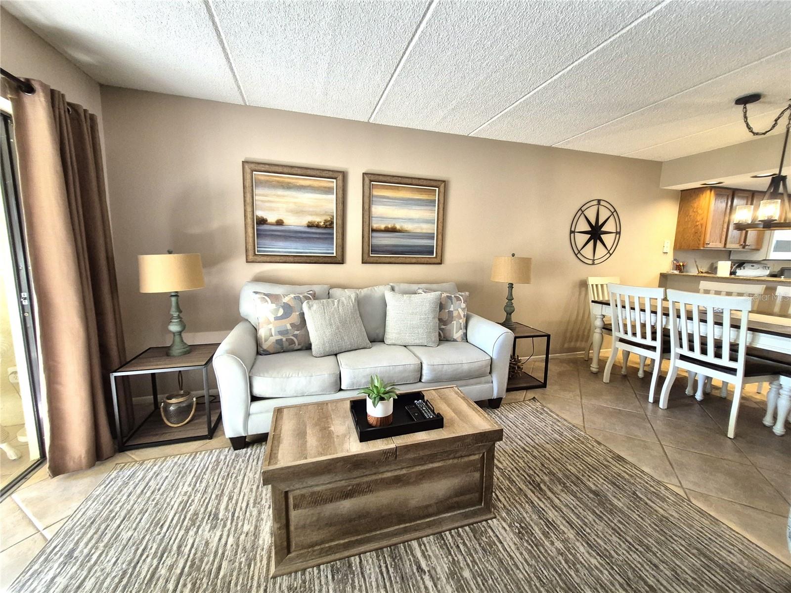 EAST LAKE WOODLANDS WOODLAKE RUN - Residential Lease