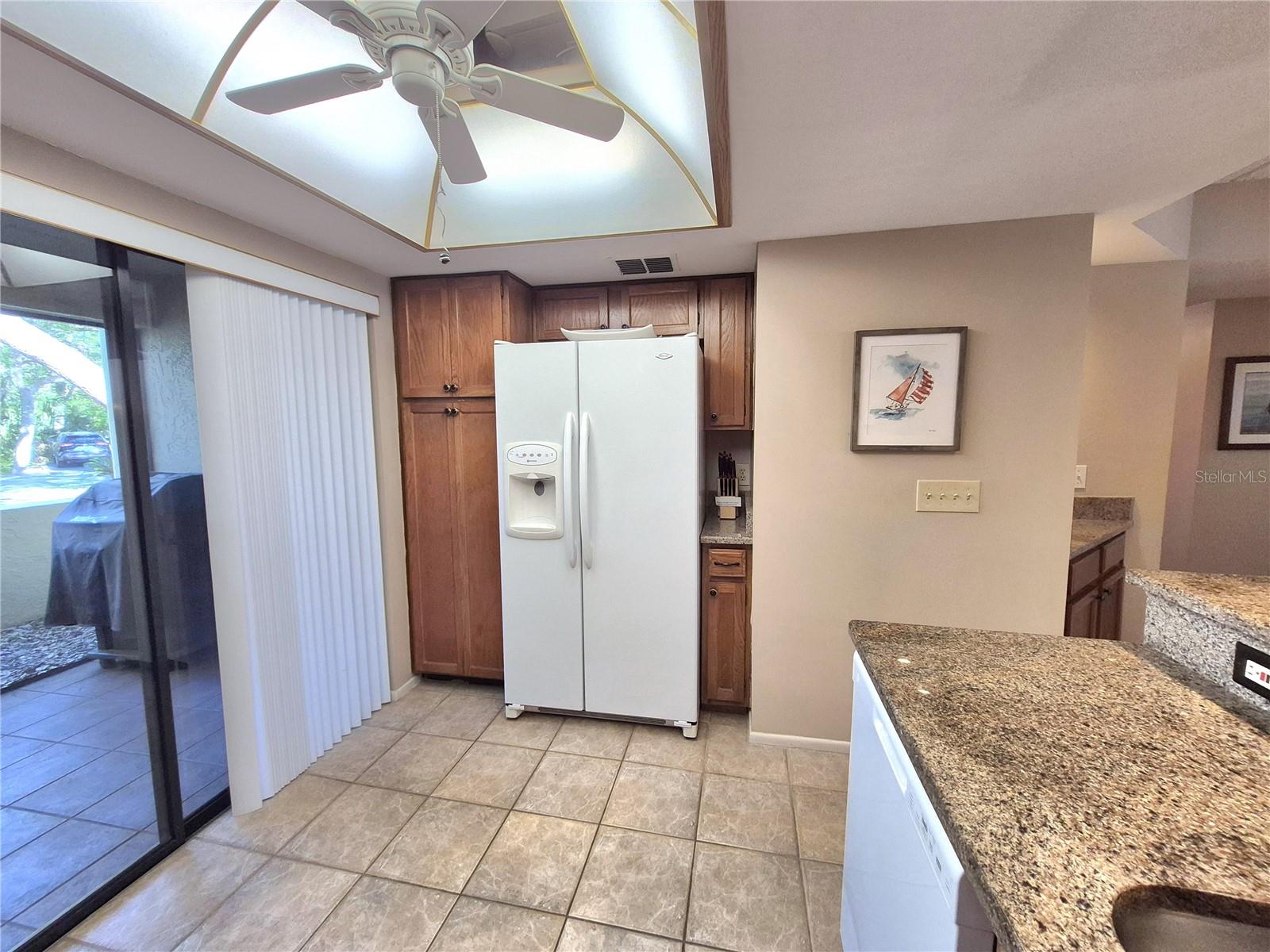 EAST LAKE WOODLANDS WOODLAKE RUN - Residential Lease