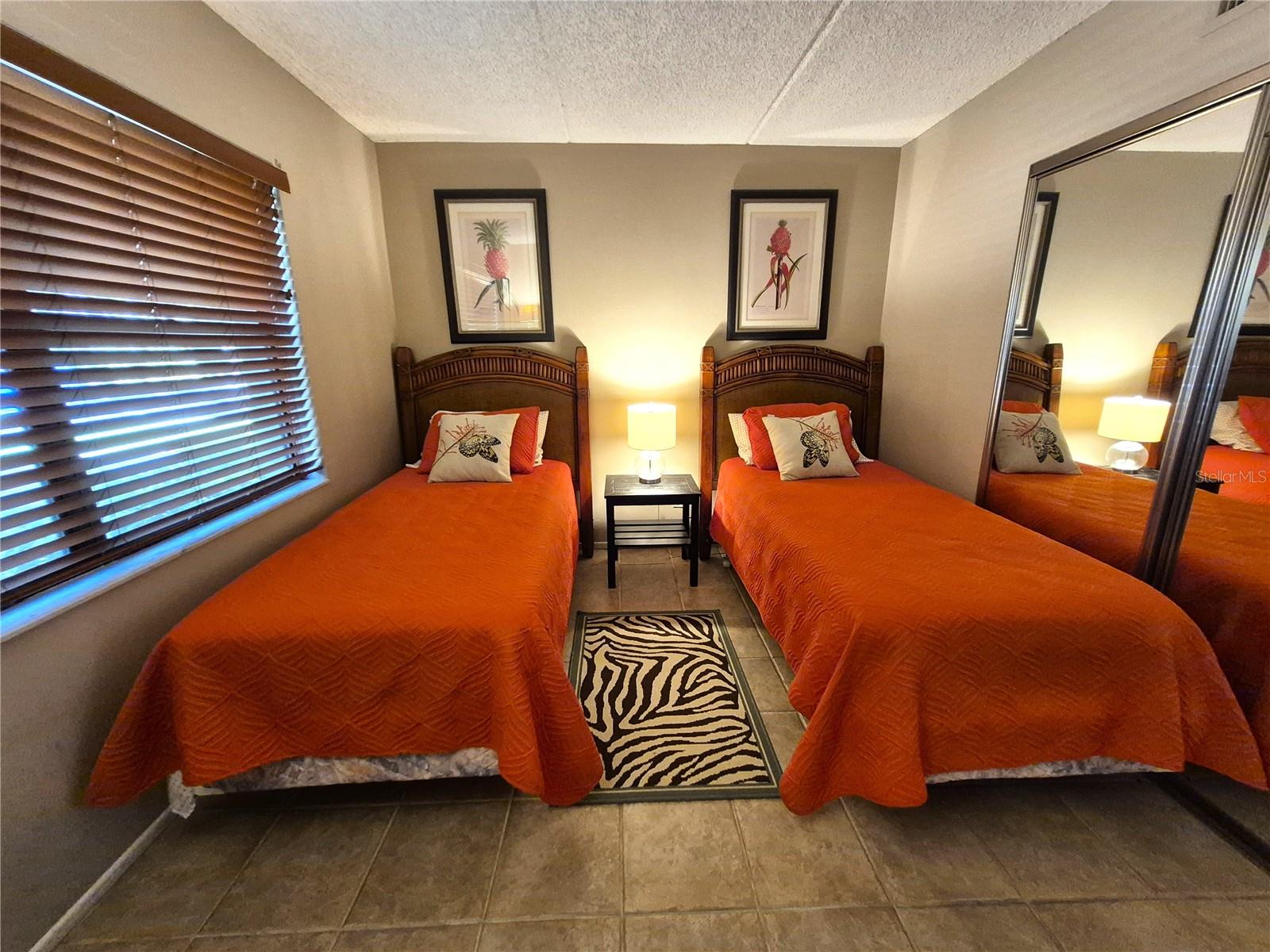 EAST LAKE WOODLANDS WOODLAKE RUN - Residential Lease