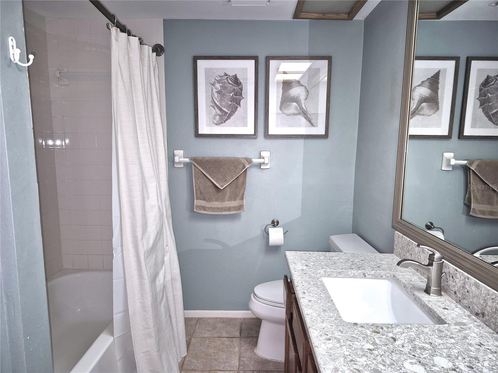 EAST LAKE WOODLANDS WOODLAKE RUN - Residential Lease