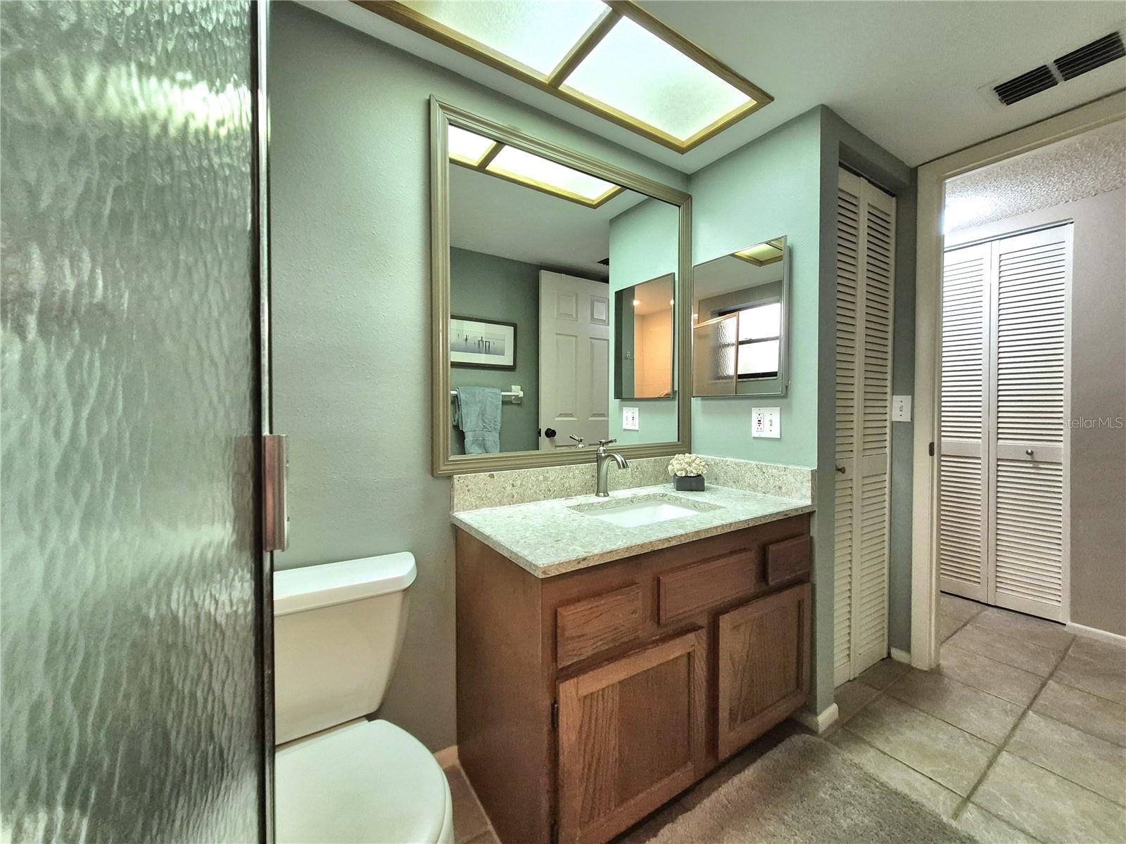 EAST LAKE WOODLANDS WOODLAKE RUN - Residential Lease