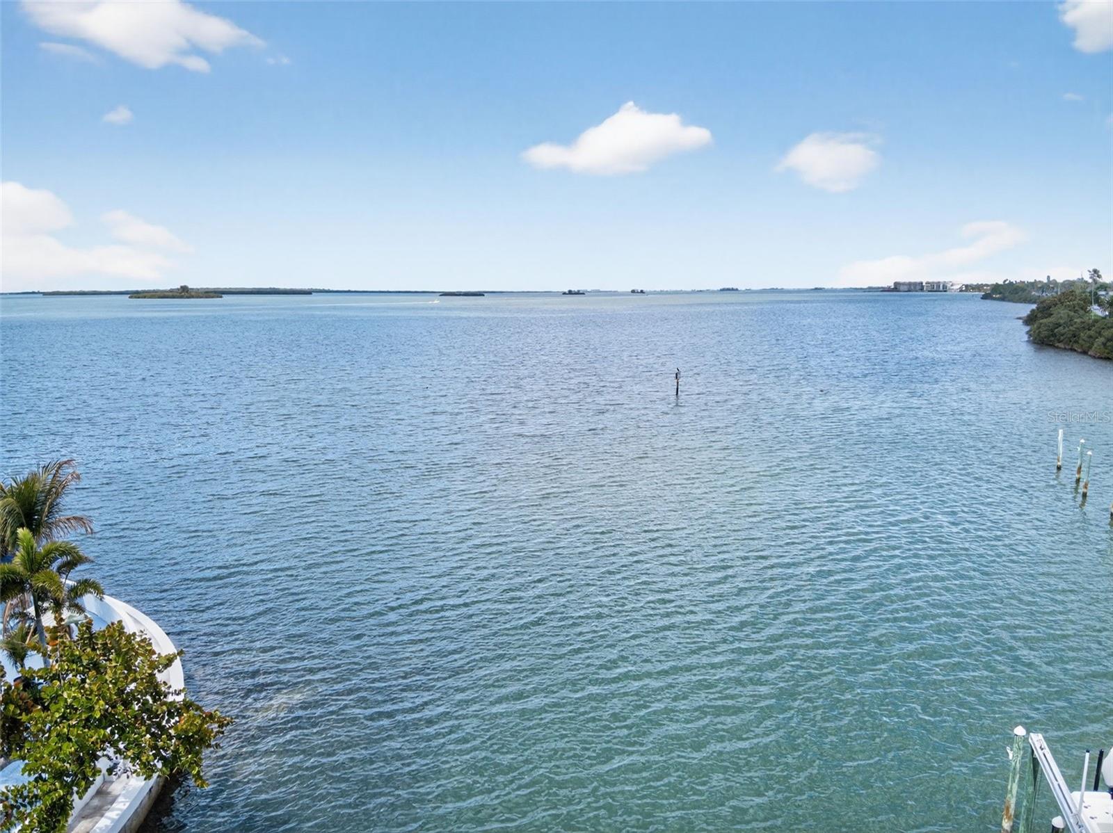 VENETIAN POINT - Residential