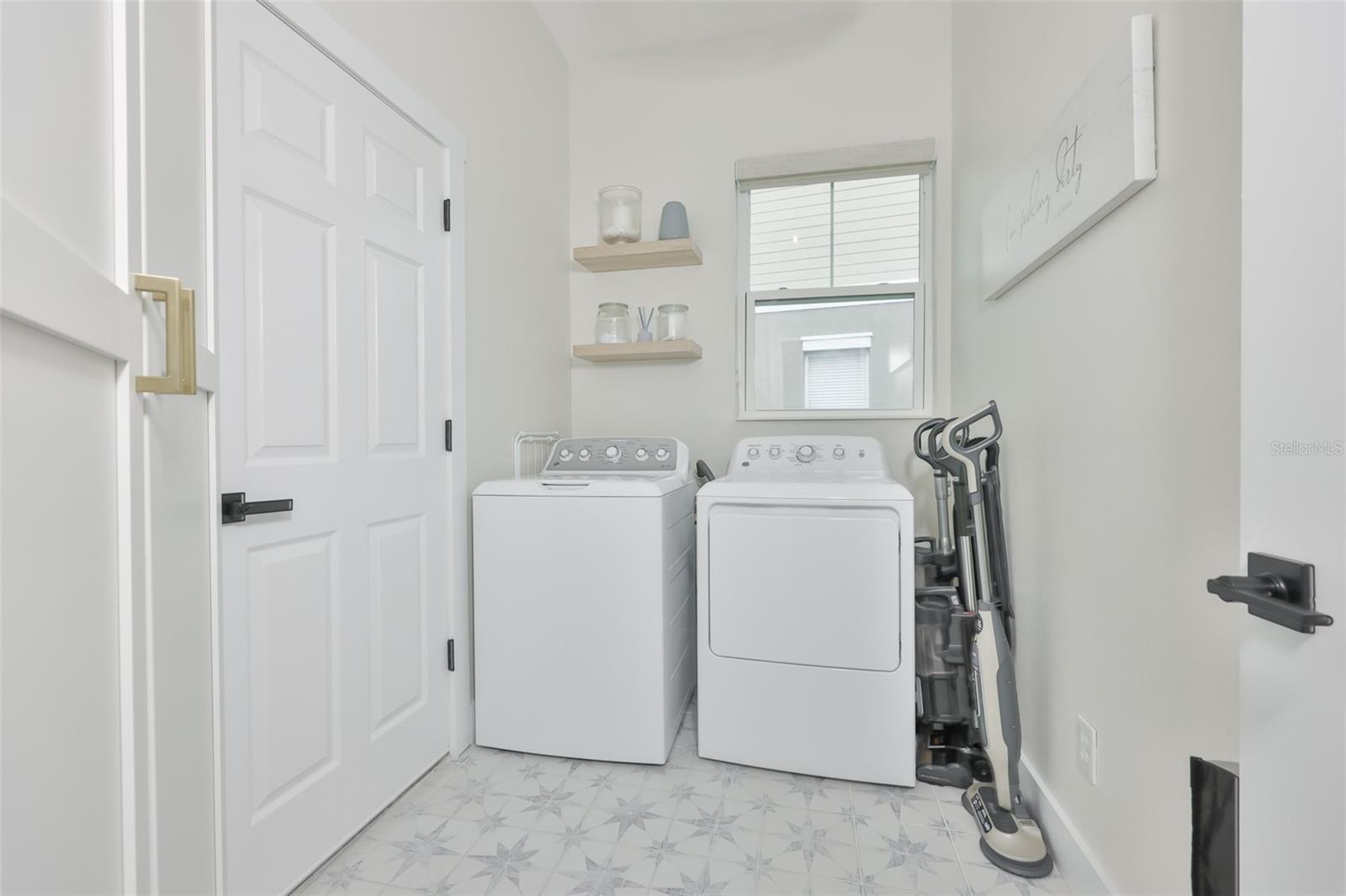 MIRABAY PH 1B-1/2A-1/3B-1 - Residential