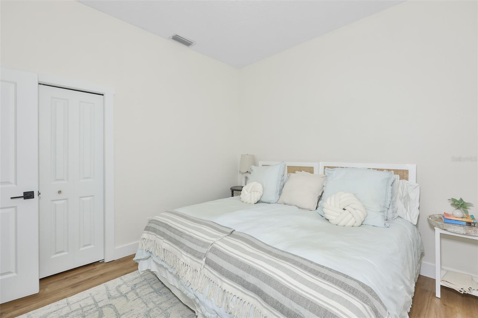 MIRABAY PH 1B-1/2A-1/3B-1 - Residential