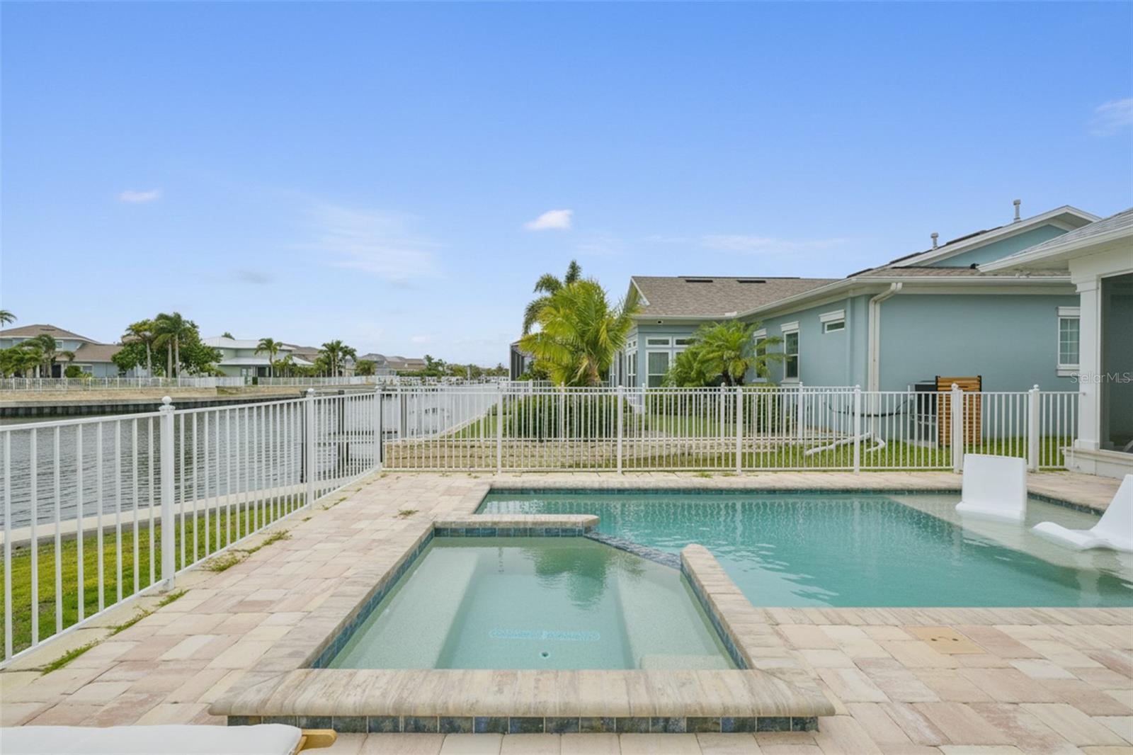 MIRABAY PH 1B-1/2A-1/3B-1 - Residential