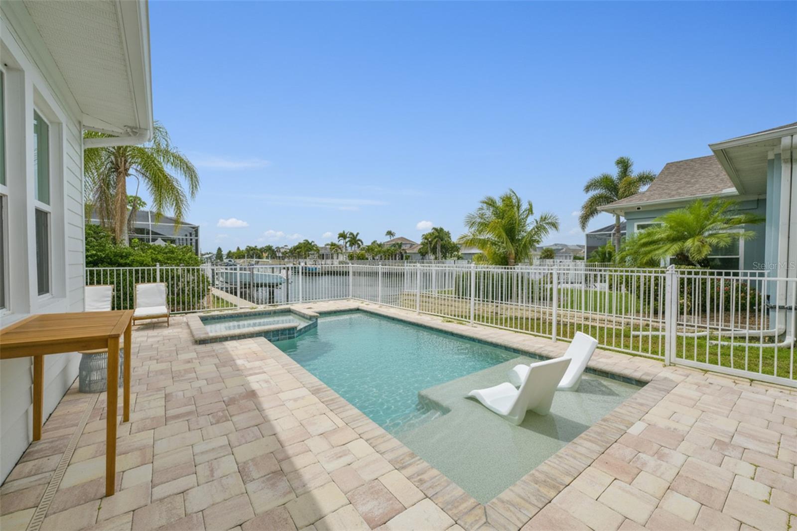MIRABAY PH 1B-1/2A-1/3B-1 - Residential