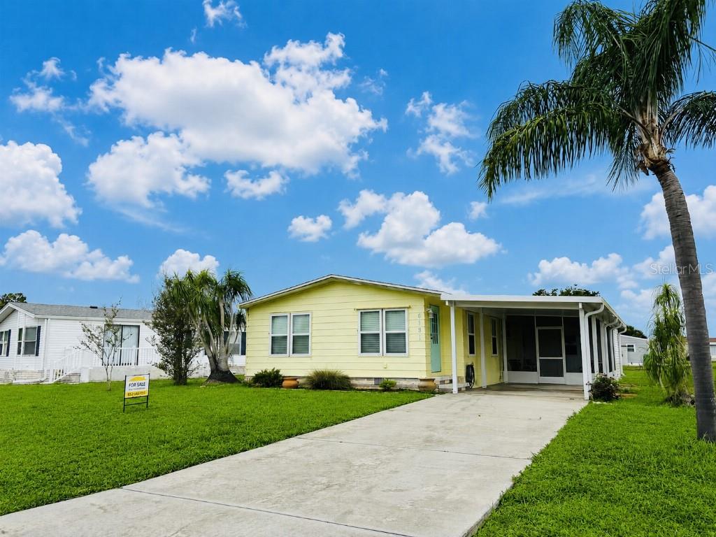 LEMON BAY ISLES PH 02 - Residential
