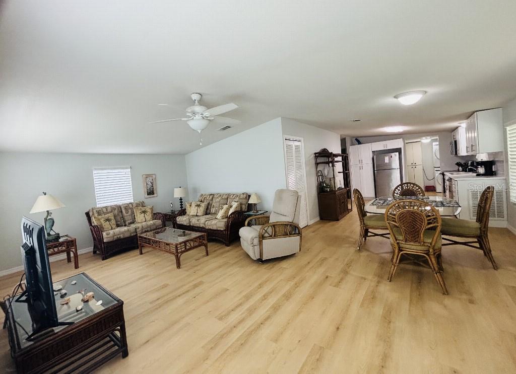 LEMON BAY ISLES PH 02 - Residential
