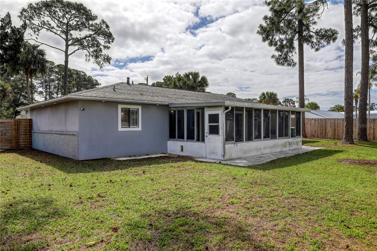 PORT ST JOHN UNIT 04 - Residential