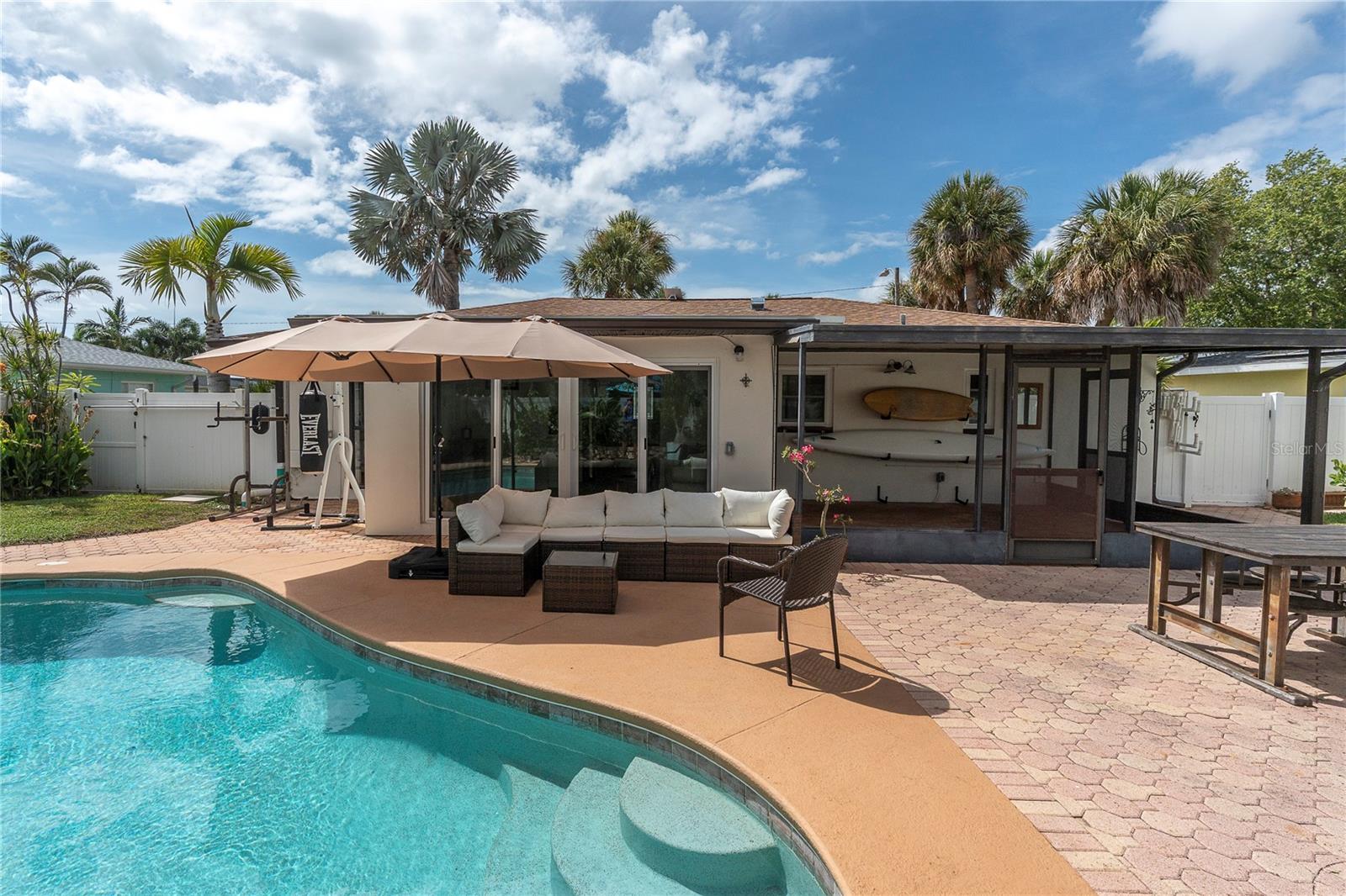 ST PETERSBURG BEACH NORTH UNIT 7 - Residential