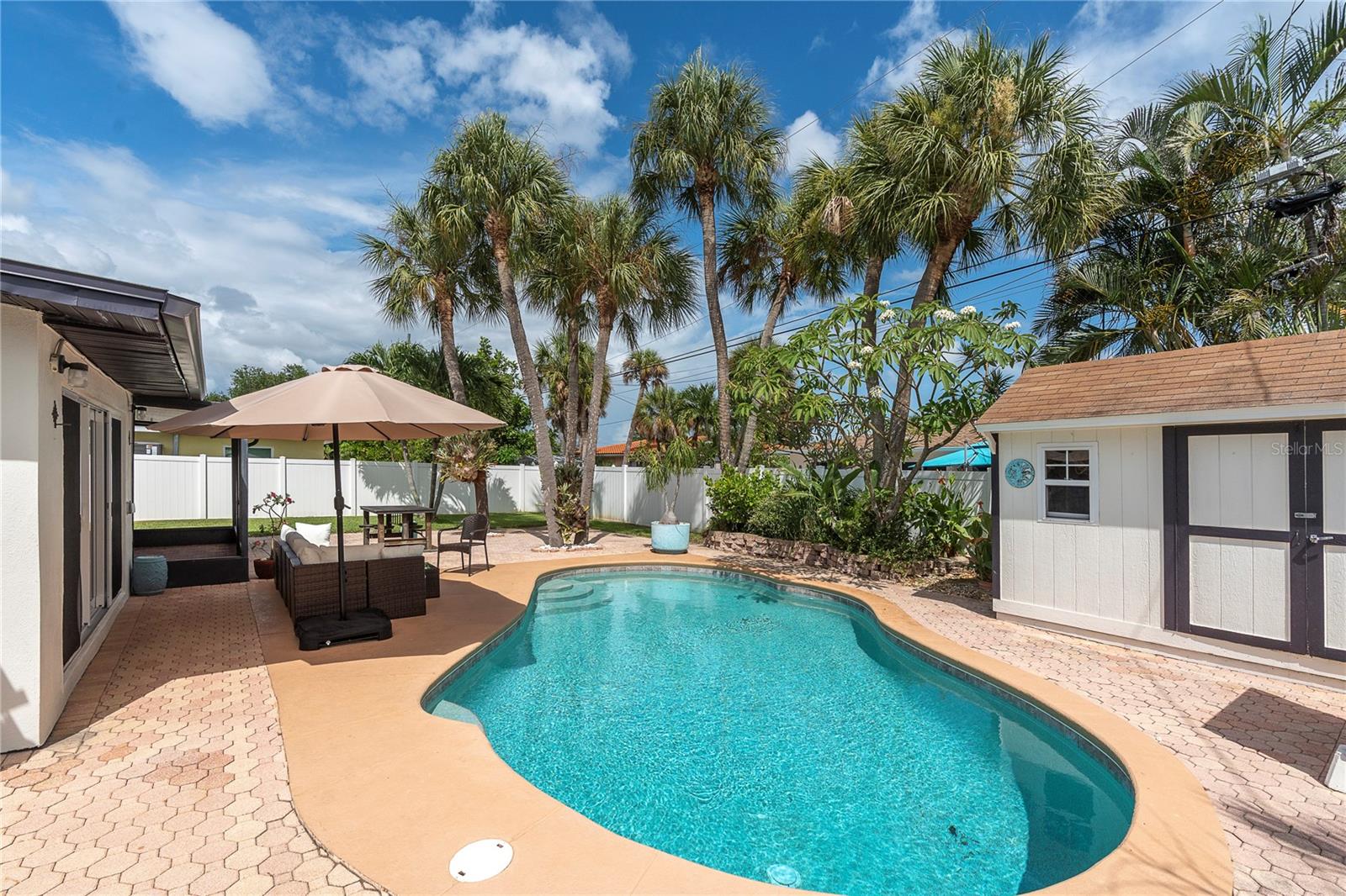 ST PETERSBURG BEACH NORTH UNIT 7 - Residential
