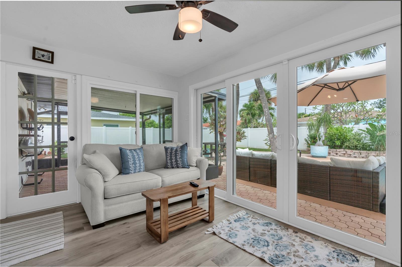 ST PETERSBURG BEACH NORTH UNIT 7 - Residential