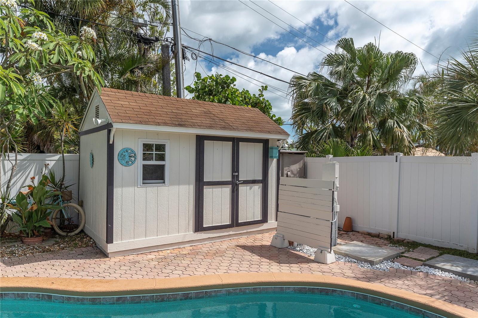 ST PETERSBURG BEACH NORTH UNIT 7 - Residential