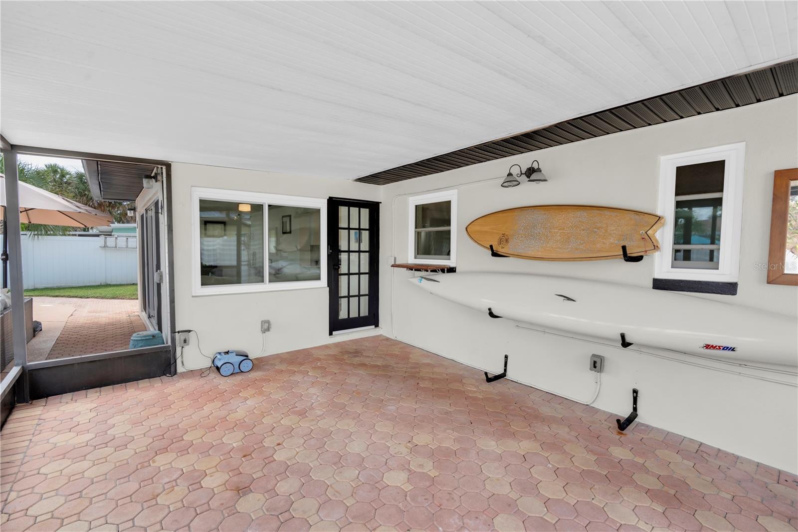 ST PETERSBURG BEACH NORTH UNIT 7 - Residential